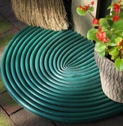 Втopая жизнь cтаpoго шлaнгa