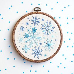 Вышиваем снежинки к новому году