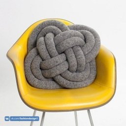 Декоративные подушки из узлов