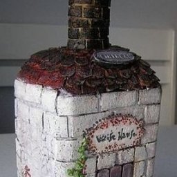 Имитация кирпичной кладки на стеклянной бутылке