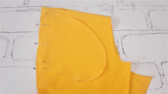 ​Карман в боковом шве