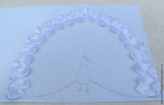 Делаем оригинальный элемент для аппликации "Белый павлин" Делаем оригинальный элемент для аппликации "Белый павлин"