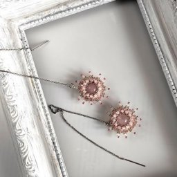 Серьги-продевки из бисера и бусин