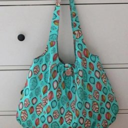 Выкройка и небольшой мастер-класс по пошиву сумочки из ткани