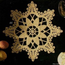 ​Салфетки-снежинки в винтажном стиле