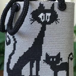 Вышиваем котов