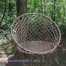 Подвесное плетеное кресло
