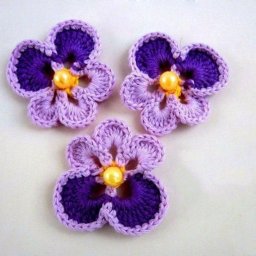 ​Анютины глазки крючком