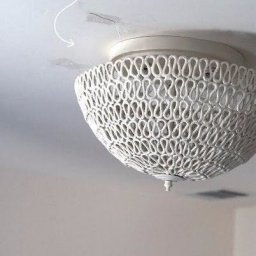 Необычный плафон из веревки