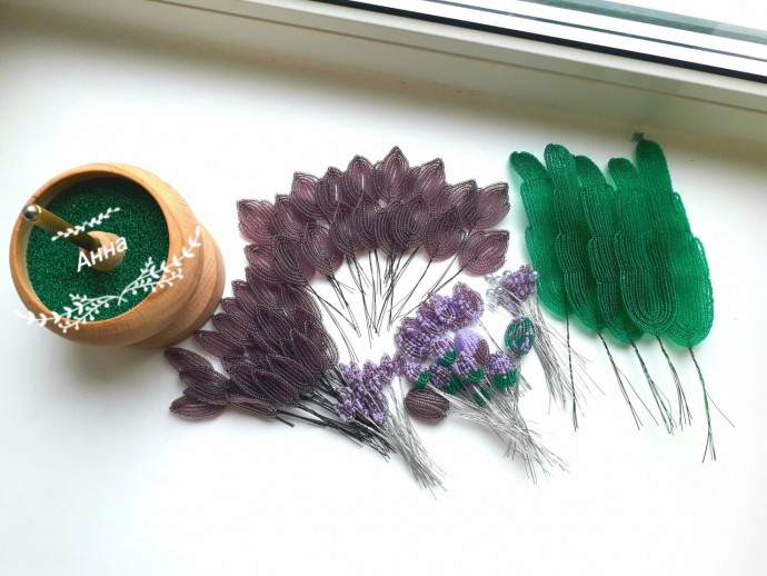 Орхидея из бисера Орхидея из бисера