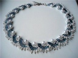 ​Плетём кoлье из бисера и бусин по сxeмам