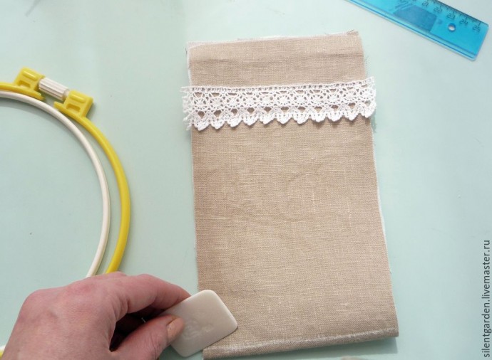 Создаем текстильный очечник с вышивкой