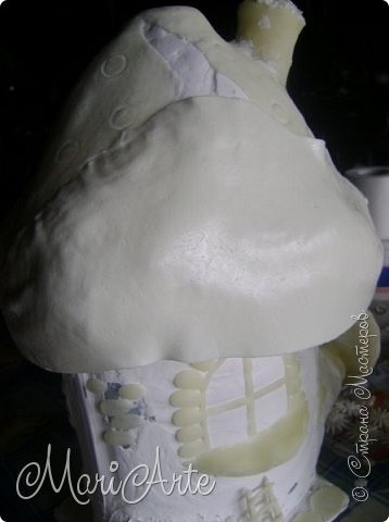 Домик из канистры