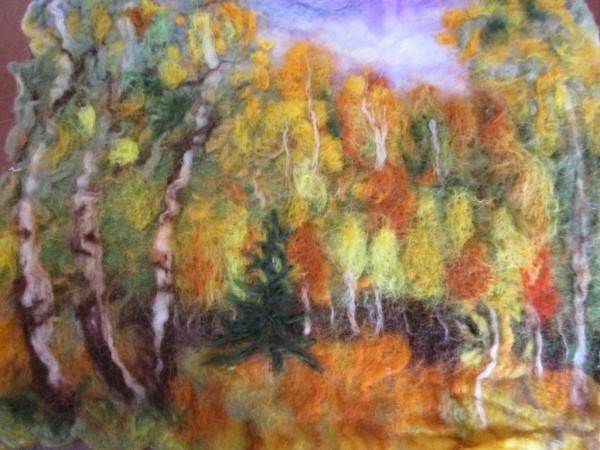 ​Картина из шерсти "Золотая осень"