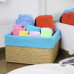 Корзина для белья из подручных материалов