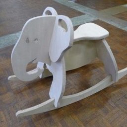 Детская качалка в виде слона своими руками