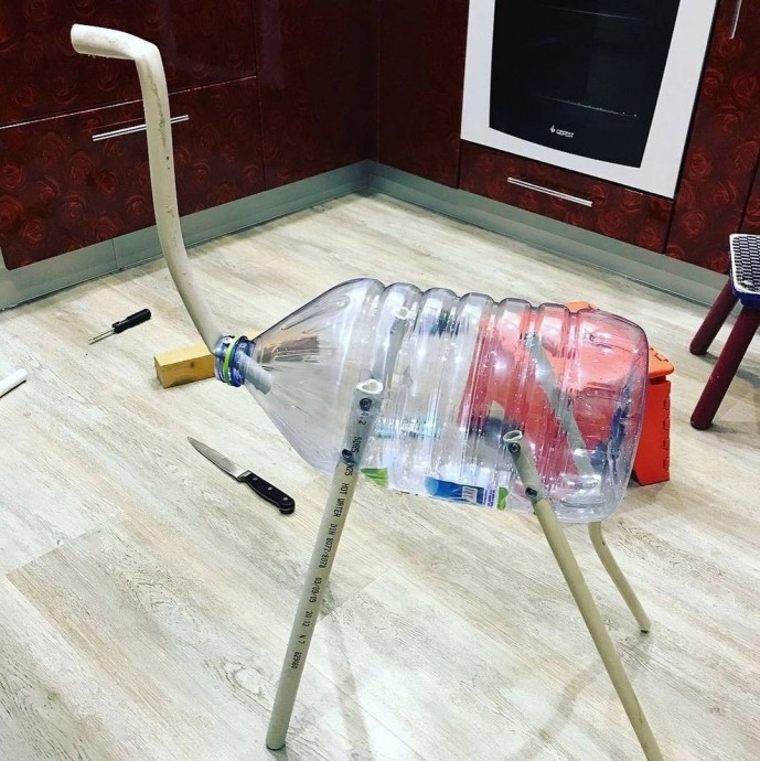 Олень Рудольф из папье-маше Олень Рудольф из папье-маше