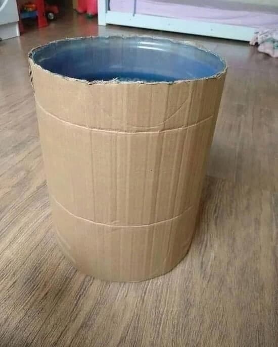 Корзина из большой бутылки