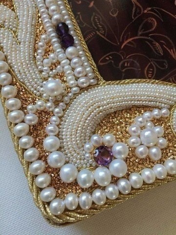 Роскошная вышивка с жемчугом Роскошная вышивка с жемчугом