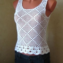 Топ на шнуровке крючком