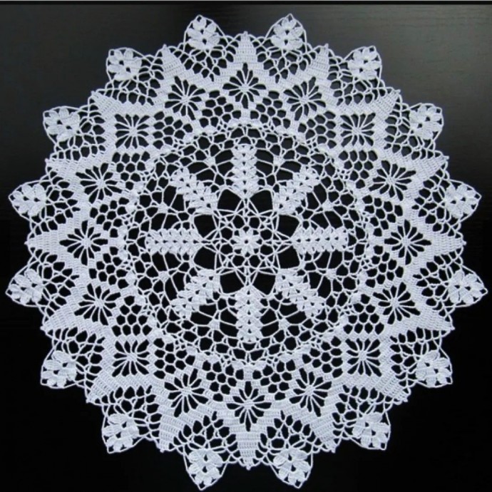 ​Ажурная салфетка крючком