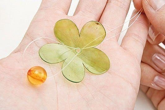 Цветок из пластиковой бутылки Цветок из пластиковой бутылки