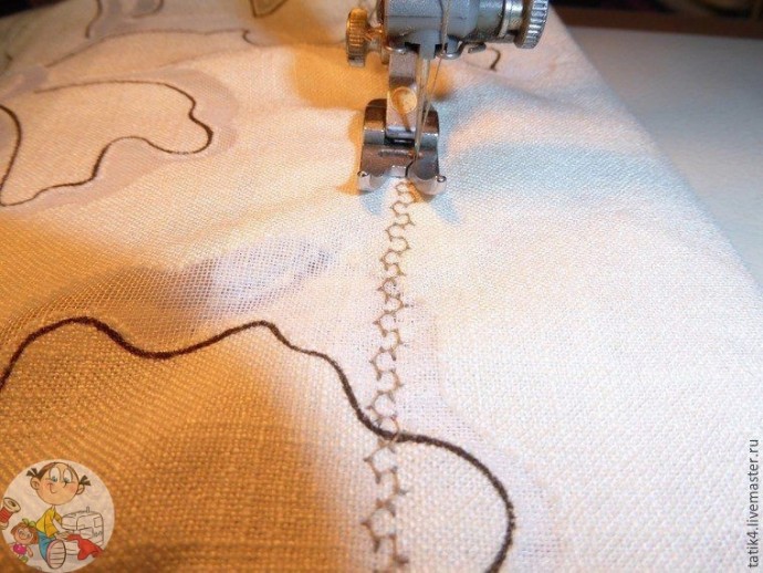 Делаем оконные шторки на липучках