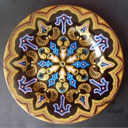 ​Точечная роспись тарелки