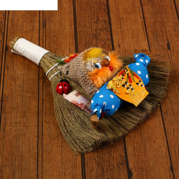 Веники-обереги из рогожи Веники-обереги из рогожи