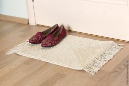 Вяжем по канве уютный коврик