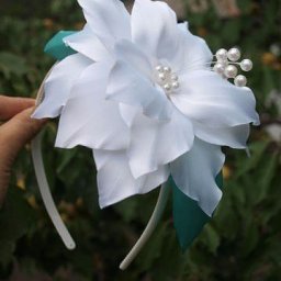 Лилия из ленты