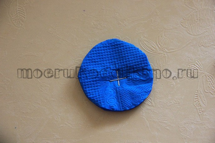 Праздничные цифры с цветами из салфеток Праздничные цифры с цветами из салфеток