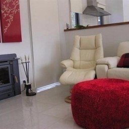 ​Пуфик из пластиковых бутылок