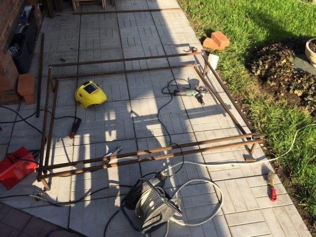 Оригинальная раздвижная двуспальная кровать своими руками