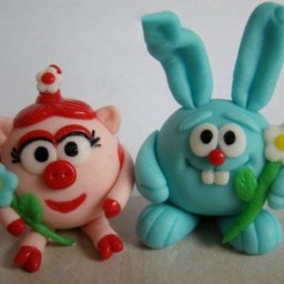 ​Молочная сахарная мастика, из которой можно лепить сладости, как из пластилина