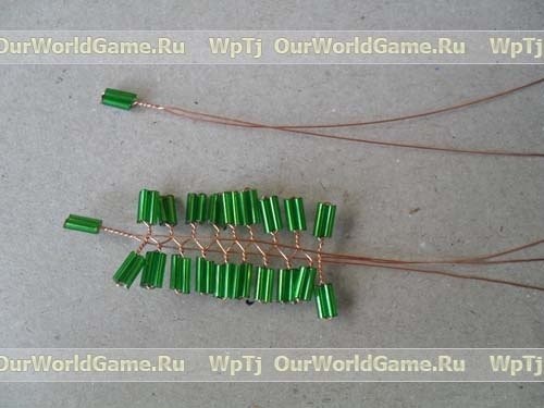 Роскошная ёлочка из бисера