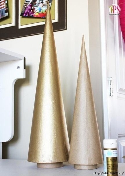 Прелестная ёлочка из бахромы