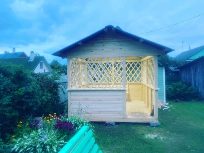 Деревянная беседка своими руками