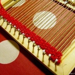 Импровизированный домашний ткацкий станок