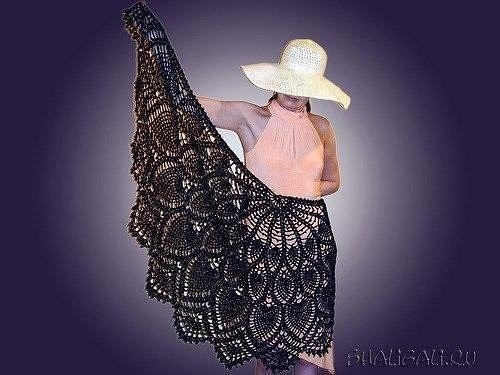 Шаль "Черный лебедь"