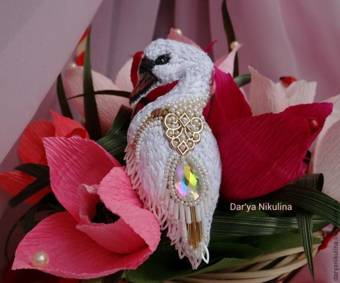 Шикарная брошка "Лебедь": мастер-класс