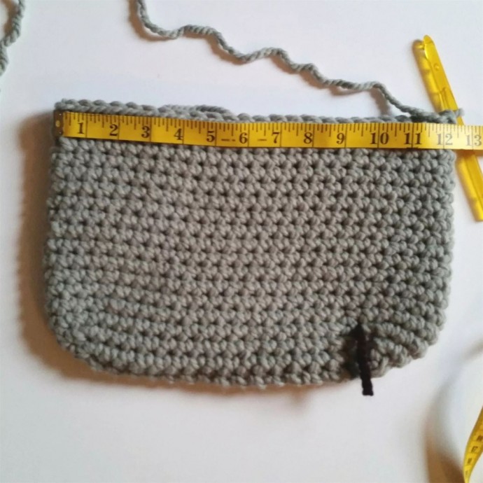 Оригинальная сумочка крючком