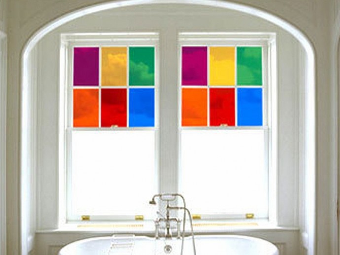 Идеи окон и дверей с цветными прямоугольными вставками