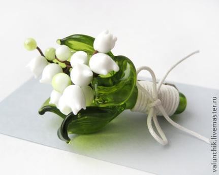 Брошь "Ландыши"