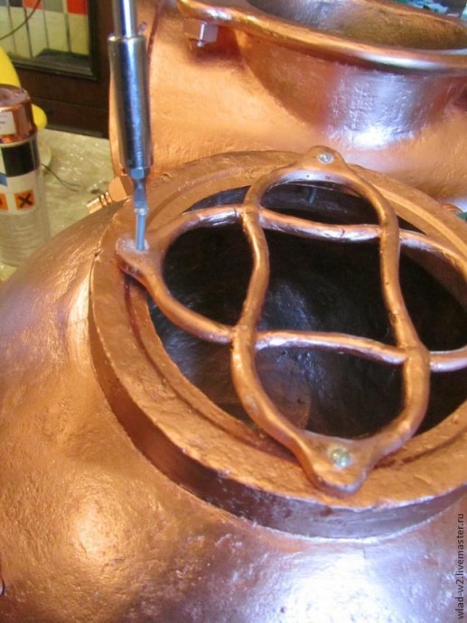 Шлем водолаза из папье-маше