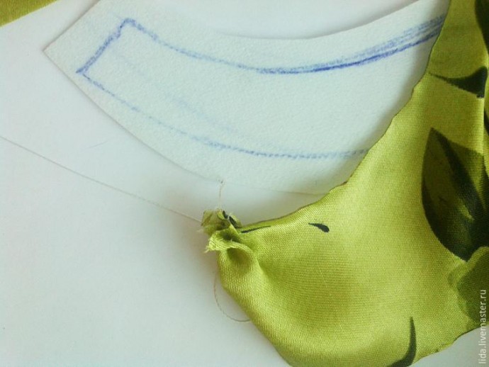 Шикарное колье "Утренняя роза"