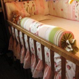 ​Бортики в кроватку