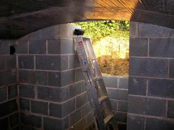 Отличный погреб на даче своими руками Отличный погреб на даче своими руками