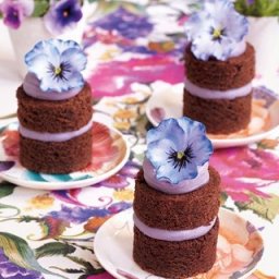 Цветок из мастики