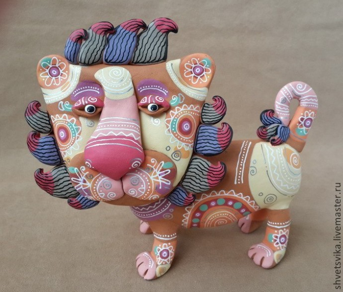 Керамические статуэтки с изумительной росписью Керамические статуэтки с изумительной росписью